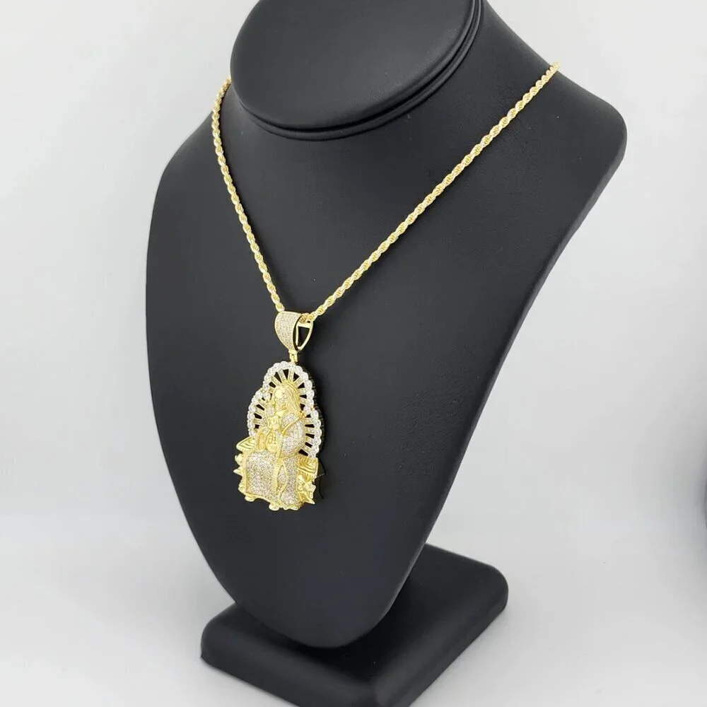 N/A indulge opulence